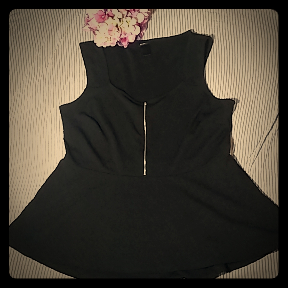Torrid size 3 black peplum top sleeveless